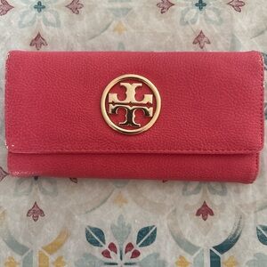 Tory Burch Coral Leather Wallet with Gold Logo